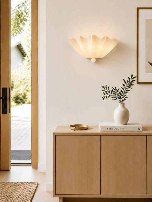 Lisa Milk Glass Wall Lamp